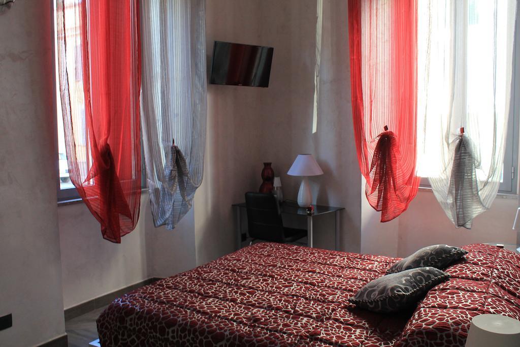 Hotel A Due Passi Dal Porto Civitavecchia Pokój zdjęcie
