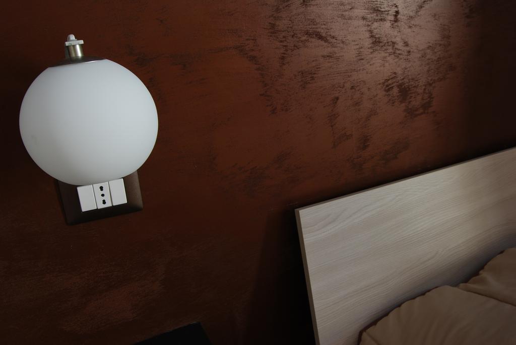 Hotel A Due Passi Dal Porto Civitavecchia Zewnętrze zdjęcie
