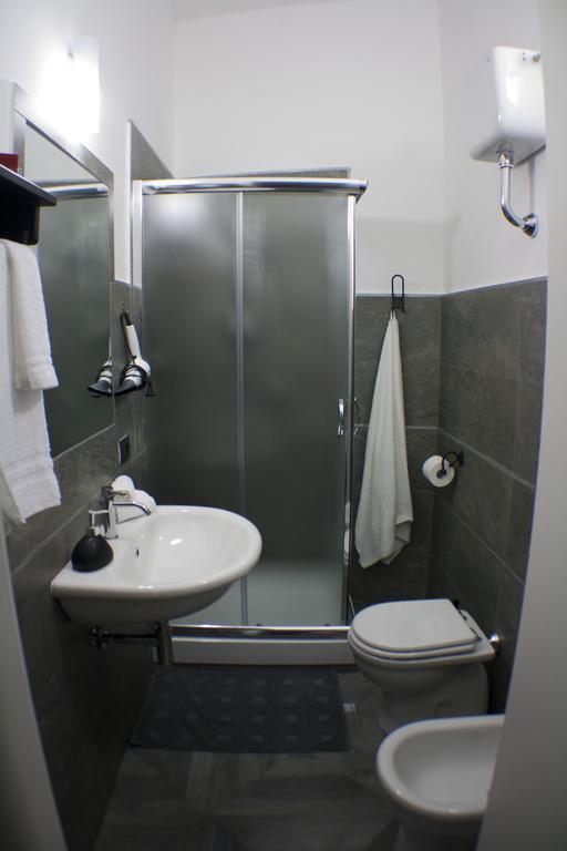 Hotel A Due Passi Dal Porto Civitavecchia Zewnętrze zdjęcie