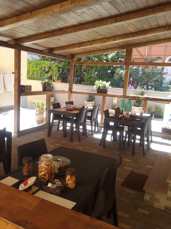 Hotel A Due Passi Dal Porto Civitavecchia Zewnętrze zdjęcie